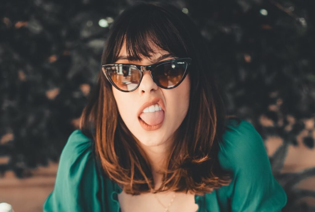 Ugh! These Are the Bad Habits We&rsquo;re Breaking This Year